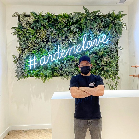 Meet your Posher, Daniel - Picture 1 of 1